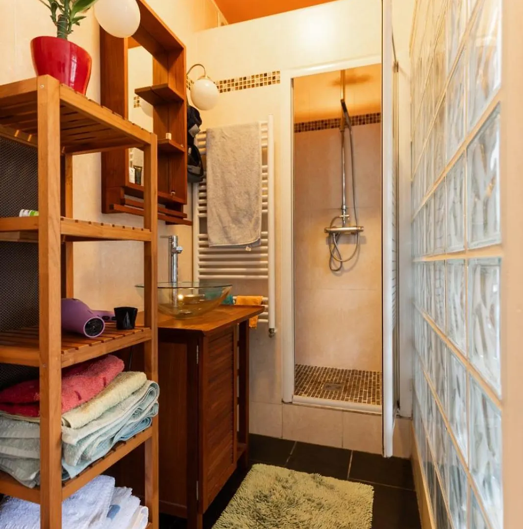 Appartement Cosy Paris Metro Orly 4Pers France